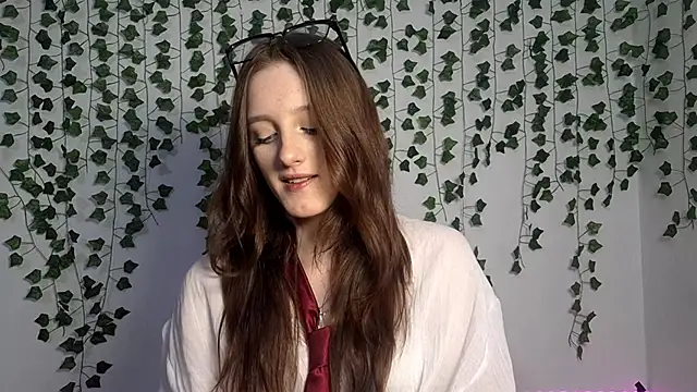 LisaBoddy online show from 02.05.26