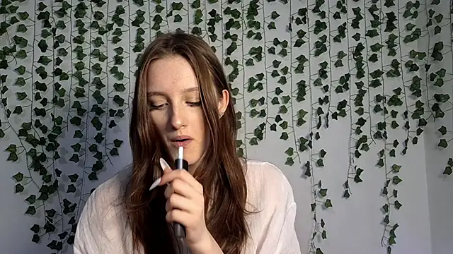 LisaBoddy online show from 02.06.26