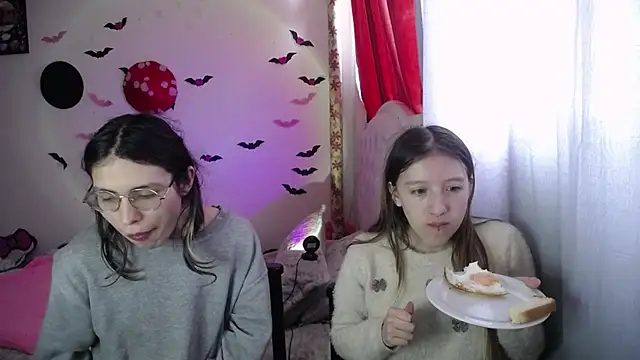 Briar y Blair online show from 03.28.26