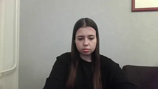 Snapshot of ChloeLoveSugar chatting on 12.17.25 ChloeLoveSugar online show from 12.17.25