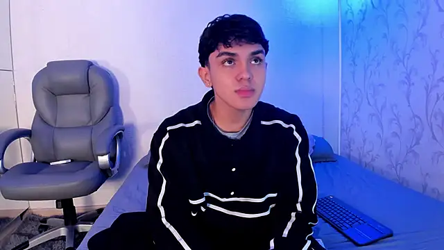  TaylorBlack online show from 01.06.26