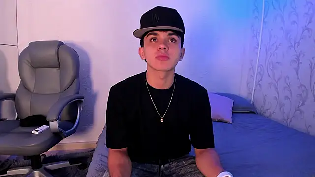  TaylorBlack online show from 02.07.26