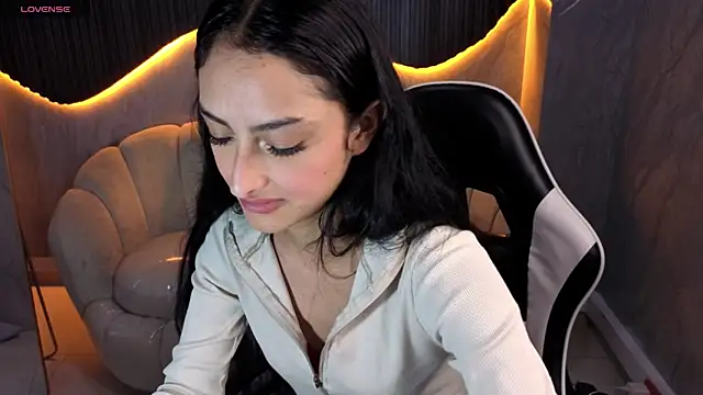 Tifany Tx online show from 04.15.26