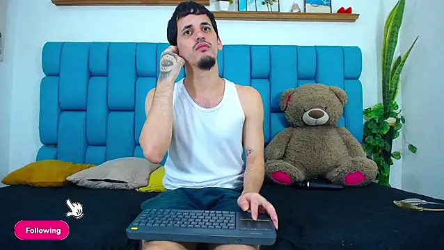 boy Dirty X online show from 04.19.26