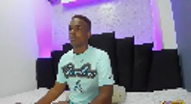 Snapshot of _baby_jay chatting on 12.17.25 baby jay online show from 12.17.25