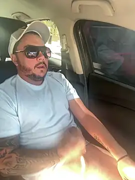 Snapshot of Diegohernan17 chatting on 07.16.26 Diegohernan17 online show from 07.16.26