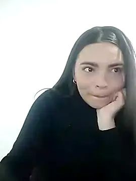 Snapshot of dylan00000muse chatting on 12.18.25 dylan00000muse online show from 12.18.25