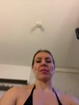 Natalia Fit online show from 05.25.26