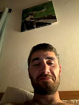 Snapshot of Josedmrx chatting on 12.16.25 Josedmrx online show from 12.16.25