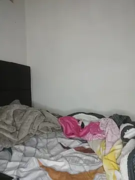 Snapshot of Aranzatits chatting on 02.17.26 Aranzatits online show from 02.17.26