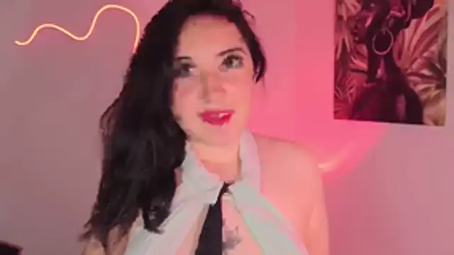 Snapshot of Lyra_Monrroy chatting on 01.14.26 Lyra Monrroy online show from 01.14.26