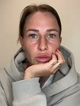 Klarry69 online show from 04.15.26