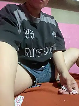 Thanhhuyen001 online show from 04.02.26