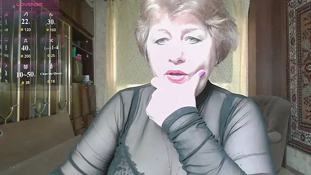 Snapshot of Casey_peach chatting on 07.15.26 Casey peach online show from 07.15.26
