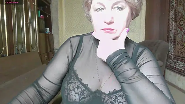 Snapshot of Casey_peach chatting on 07.17.26 Casey peach online show from 07.17.26