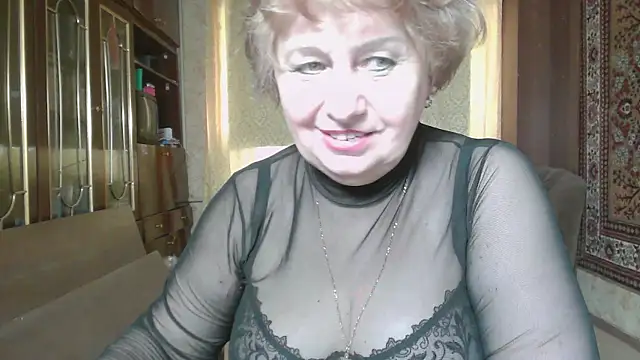 Snapshot of Casey_peach chatting on 07.20.26 Casey peach online show from 07.20.26