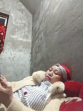 Maikha08 online show from 02.21.26