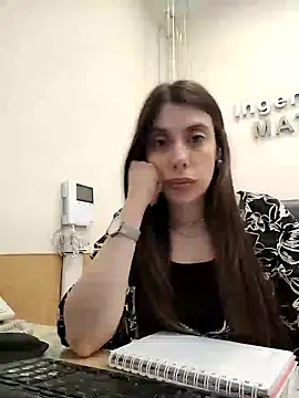 Snapshot of femdompersefone chatting on 12.18.25 femdompersefone online show from 12.18.25