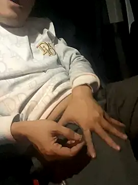 hungtinh24 online show from 12.19.25