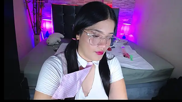 Valeri hot22 online show from 04.18.26