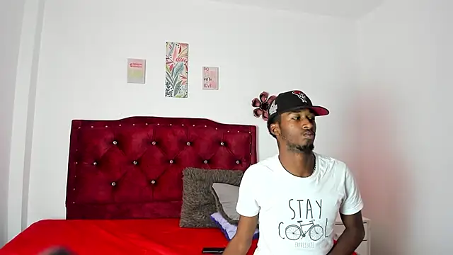 AllieyYZacks online show from 12.19.25