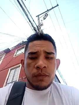 Snapshot of Gloryholeroom chatting on 03.21.26 Gloryholeroom online show from 03.21.26