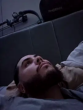 Snapshot of TonyR97 chatting on 12.16.25 TonyR97 online show from 12.16.25