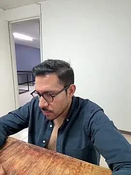 AdrianGarcia89 online show from 04.09.26