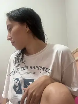 LatinDoll8 online show from 05.14.26