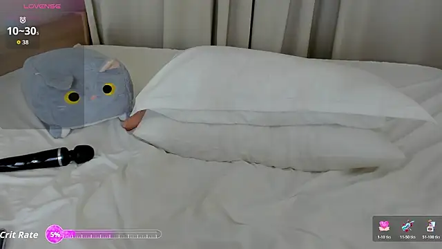 Snapshot of dianakim08 chatting on 02.13.26 dianakim08 online show from 02.13.26