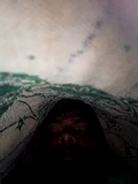 Snapshot of Anji8639 chatting on 12.19.25 Anji8639 online show from 12.19.25