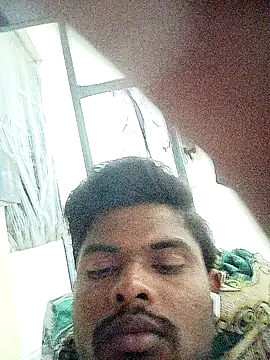 Snapshot of Anji8639 chatting on 12.20.25 Anji8639 online show from 12.20.25