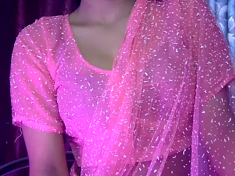 Snapshot of miss_khan207 chatting on 12.20.25 miss khan207 online show from 12.20.25