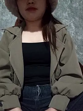 kiss-you12 online show from 12.19.25