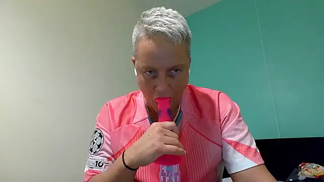 Bendoverbetty3 online show from 01.12.26