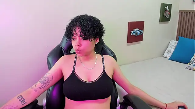 Sasha Venom online show from 04.28.26