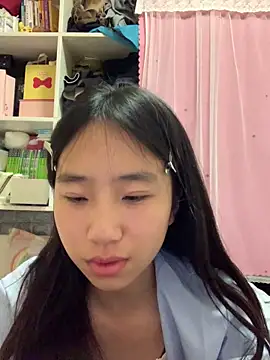 Snapshot of xiaotao-aaa chatting on 12.17.25 xiaotao-aaa online show from 12.17.25