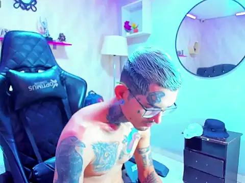 Boy tatto77 online show from 01.19.26