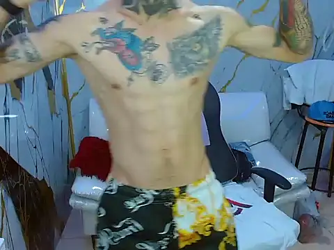 Snapshot of Boy_tatto77 chatting on 06.26.26 Boy tatto77 online show from 06.26.26