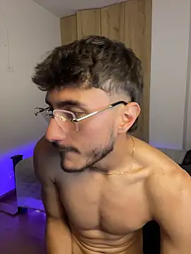 LIAM COLT online show from 04.21.26