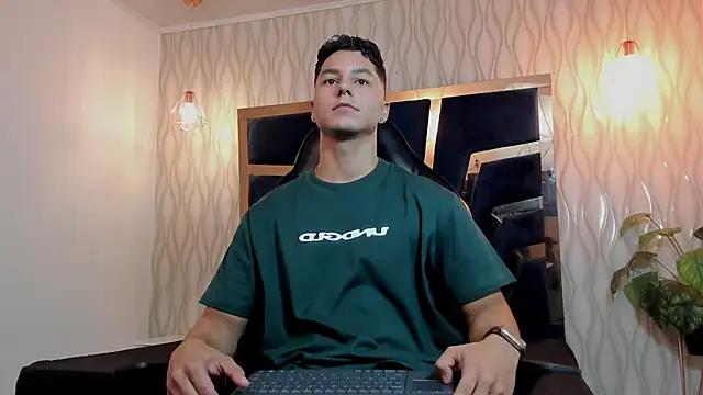 Noah Clarkk online show from 03.27.26