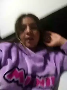 Samy37  online show from 12.18.25