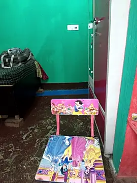 QWEEN7B online show from 02.18.26