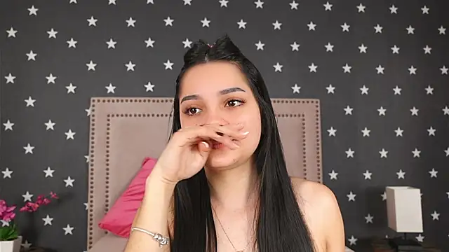 RaquellStar online show from 02.24.26