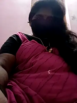 Snapshot of sirisha__9 chatting on 03.28.26 sirisha 9 online show from 03.28.26