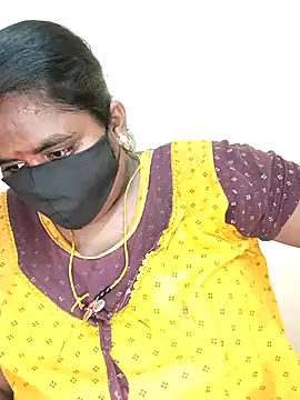 Snapshot of sirisha__9 chatting on 04.10.26 sirisha 9 online show from 04.10.26