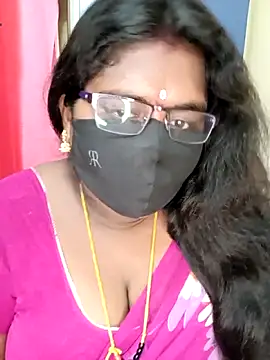 Snapshot of sirisha__9 chatting on 04.25.26 sirisha 9 online show from 04.25.26