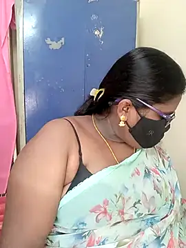 Snapshot of sirisha__9 chatting on 04.26.26 sirisha 9 online show from 04.26.26
