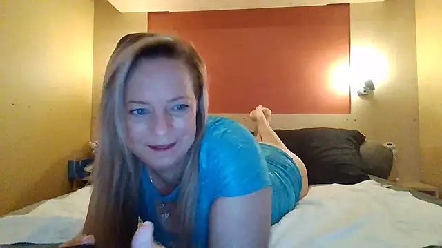 Miss-Chupagirly online show from 01.12.26