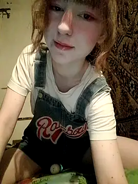 Snapshot of Yoonhee_ki chatting on 06.20.26 Yoonhee ki online show from 06.20.26